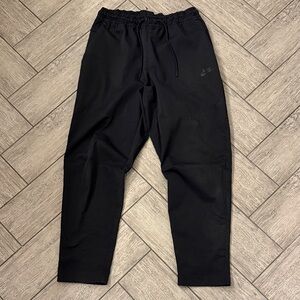 Nike Men's Black Joggers